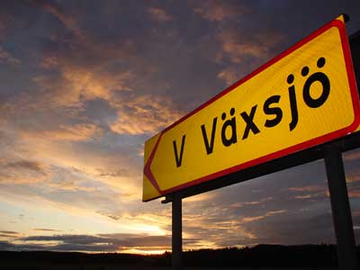 zweden halsingland vaxsjo verkeersbord pijl weg baan